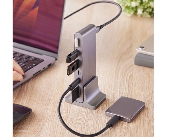 Hub USB-C 12-en-1 Pro S avec Base AAPADHUBPROSGY GRIS